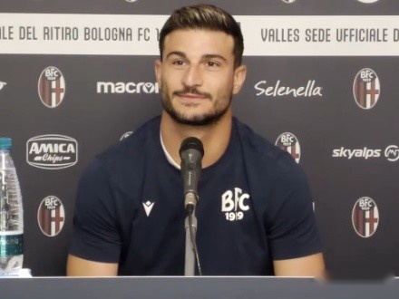 声中显得格 声中显得格