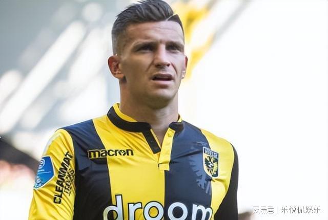 这9人的成 这9人的成