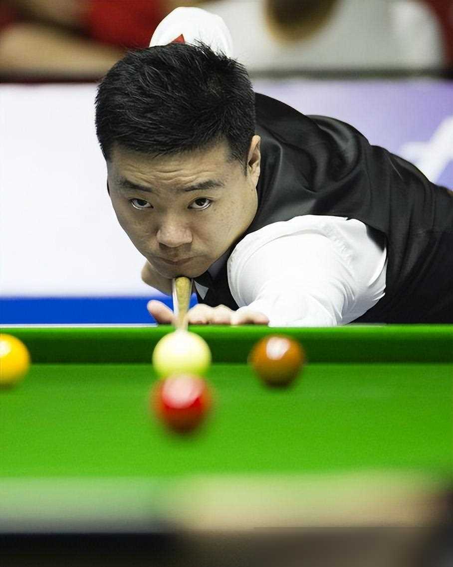 继续以他为 继续以他为